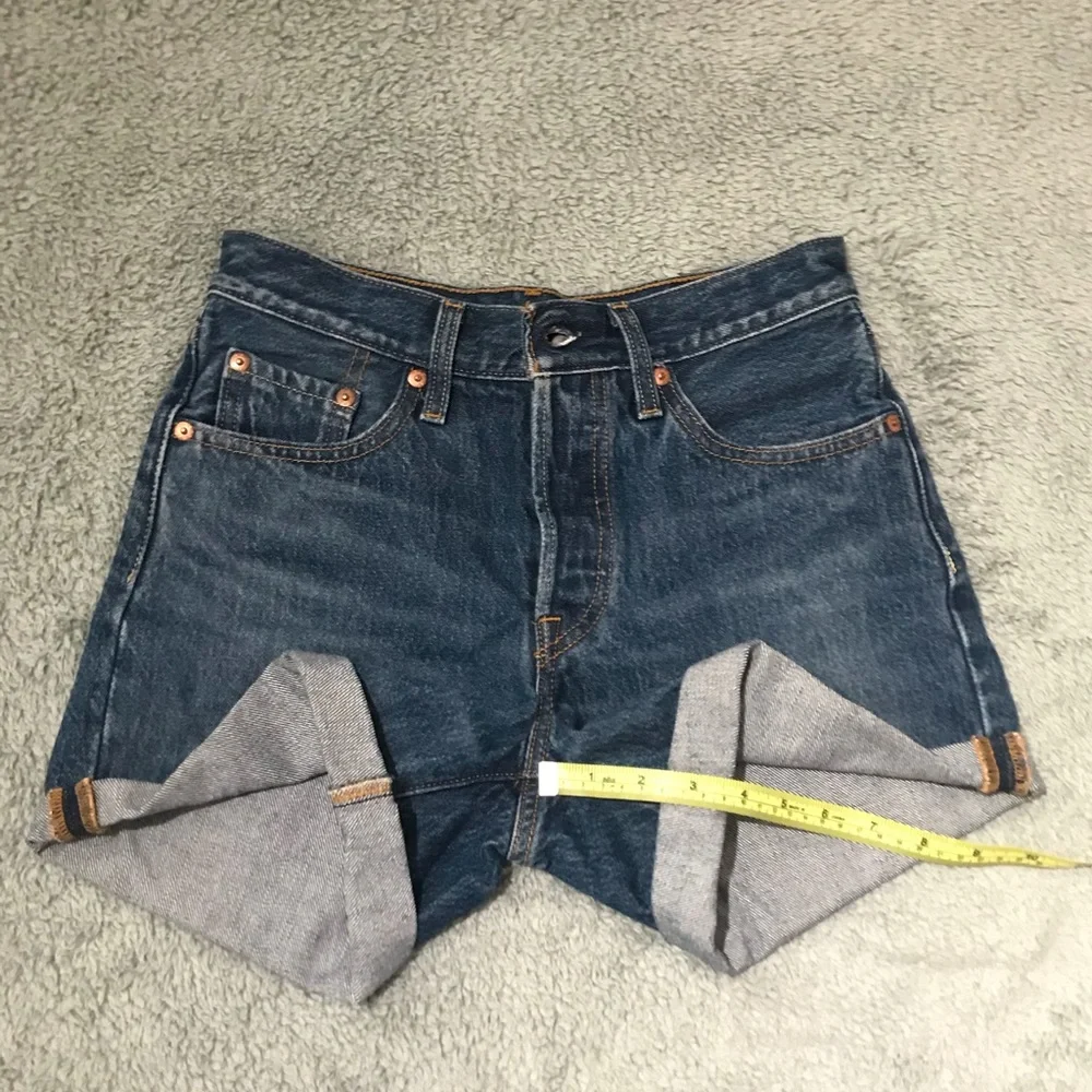 NWOT Levi’s 501 Long Denim Shorts